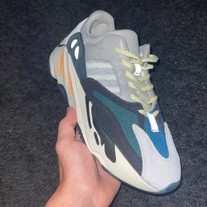 Yeezy 700 wave runner